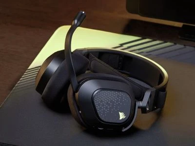 Игровая гарнитура #Corsair HS80 v2 MAX работает до 130 часов на одном заряде