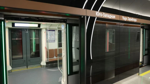 🤭Футболки со схемой метро обернулись для петербурженки штрафом в 100 тысяч рублей