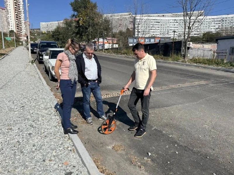 🚧 Ремонт улиц Невельского и Черняховского во Владивостоке проверили