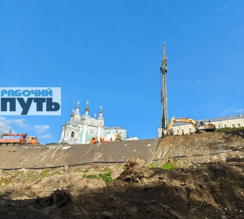 Оползень на Соборном дворе: мэрия назвала сроки завершения работ