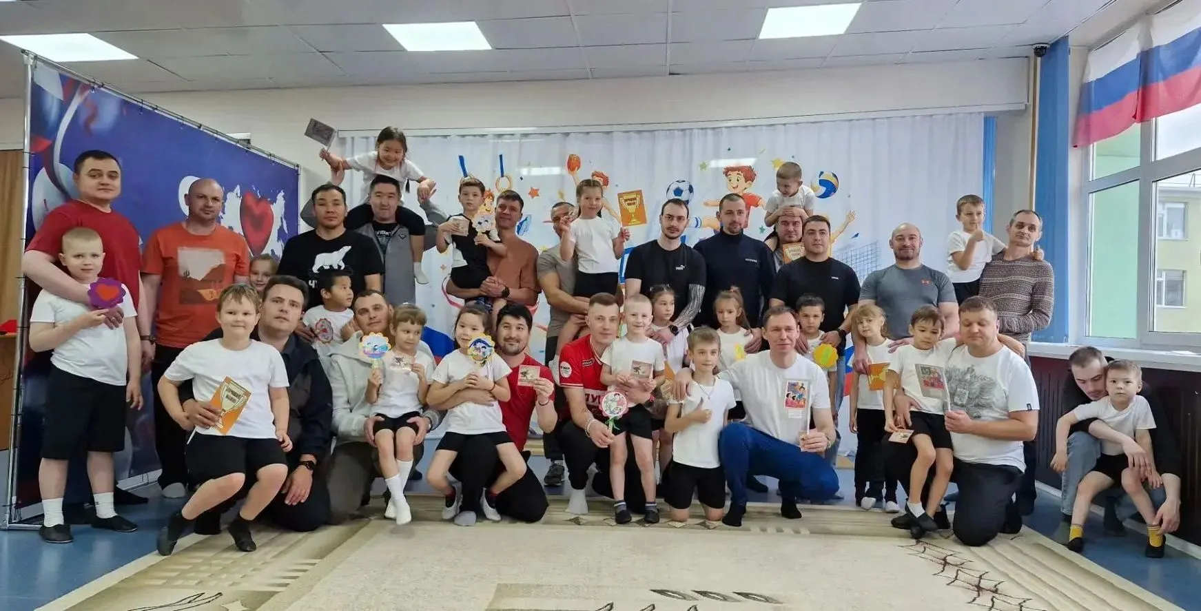 🎈В группах «Ромашка», «Солнышко» и «Морошка» прошел праздник «Кубок отца» с участием «...