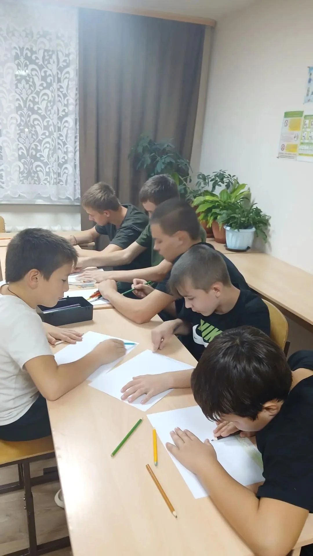 12 октября в нашем пришкольном интернате прошел теплый и уютный художественный вечер по...