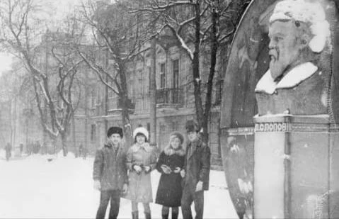 🎞 Одесса, 1970-е. Узнаете это место?
