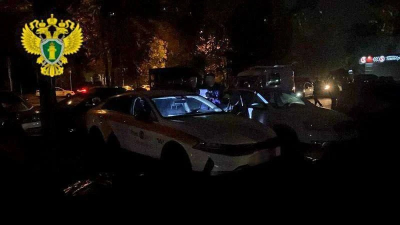 😱 Тела водителя такси и молодой девушки обнаружены в автомобиле такси в Измайловском п...