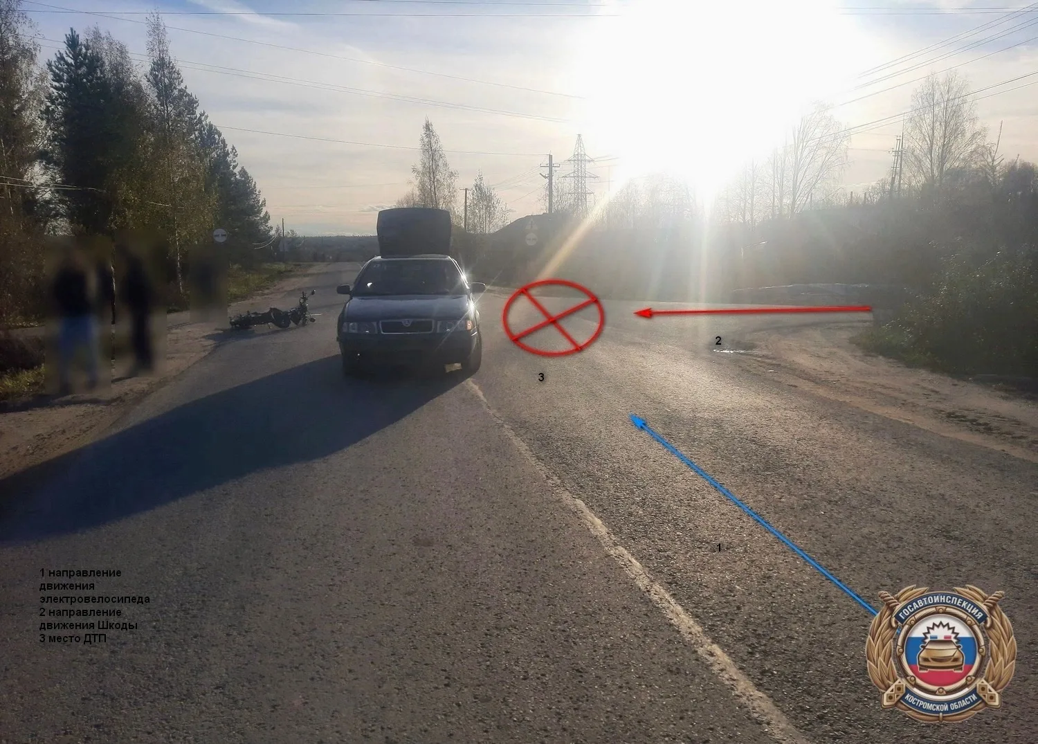 ❗️Иномарка сбила электровелосипед с двумя пассажирами