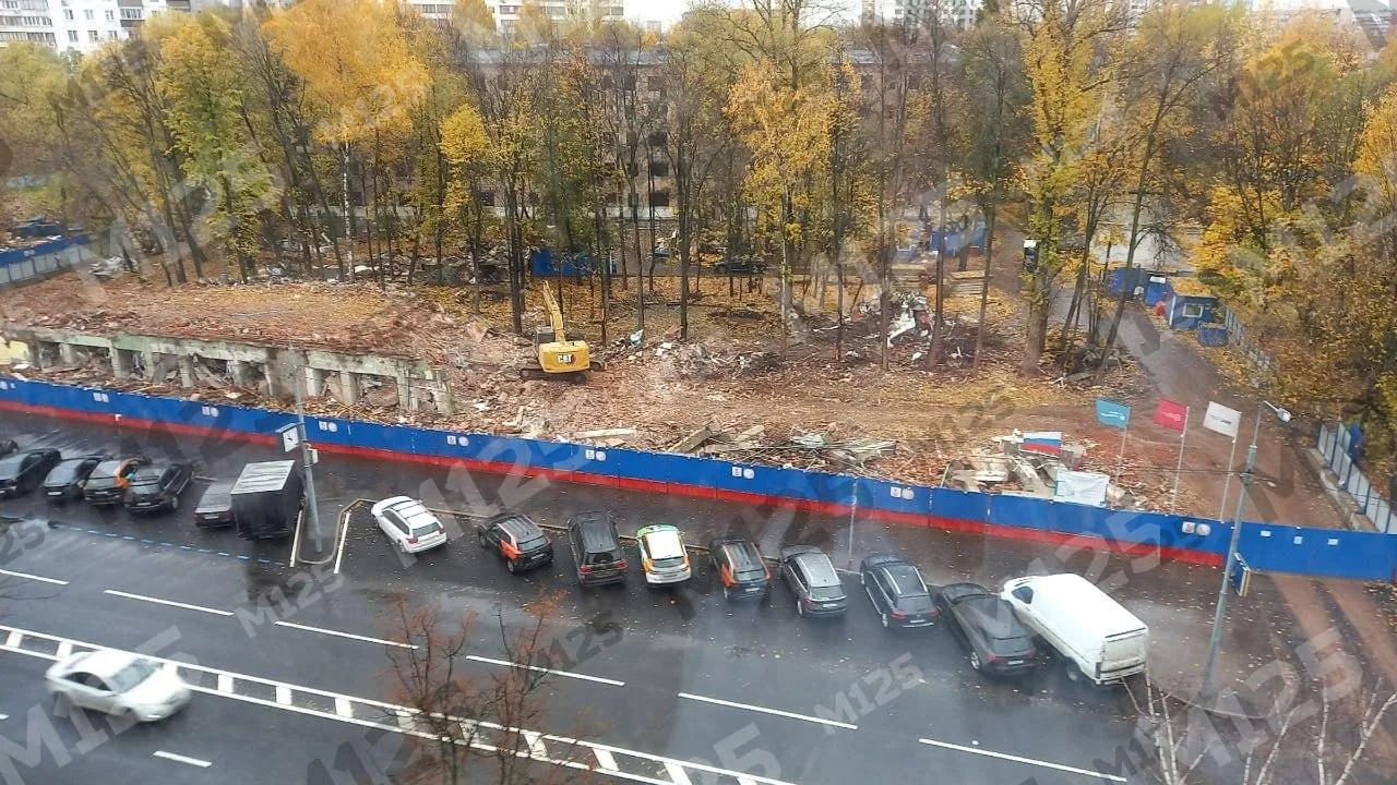 Юрий Лефортовский показал, как до сих пор проходит процесс сноса дома на Кусковской, 23...