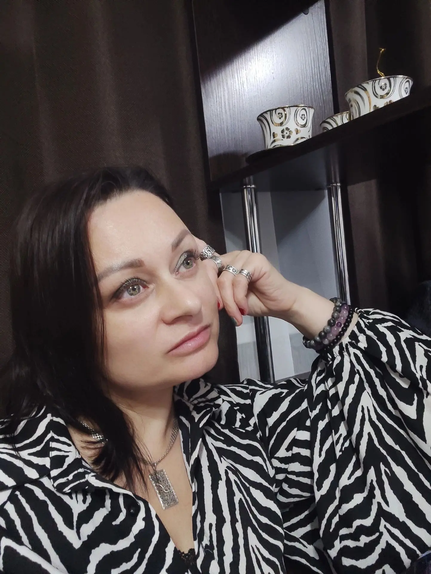 ✨Вечер... Сегодня был день работы с людьми, с их запросами, с тем что Душу рвет и волну...