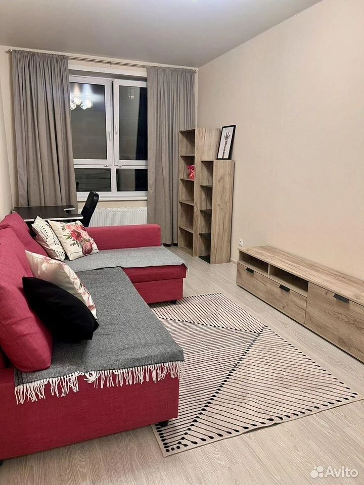Сдам без посредников: 1-комнатная квартира, 40м²