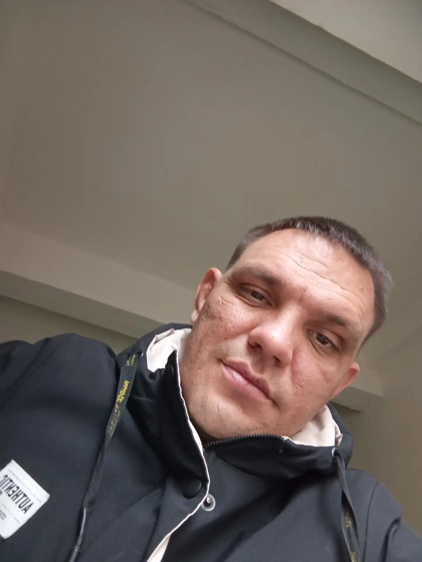 👦 Жорик, 32