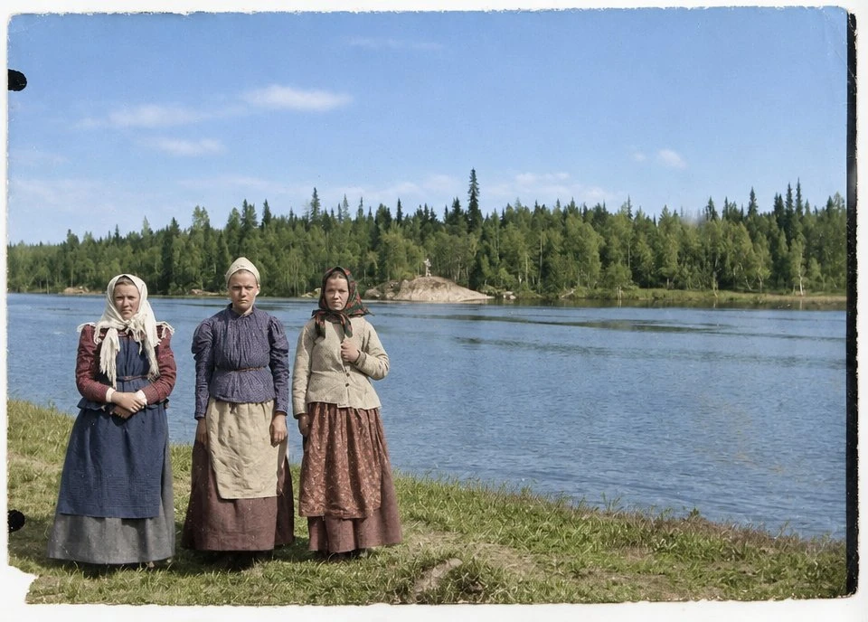 Поморки на берегу Белого моря, конец 19 века. Фотограф: Дмитрий Павлович Петров