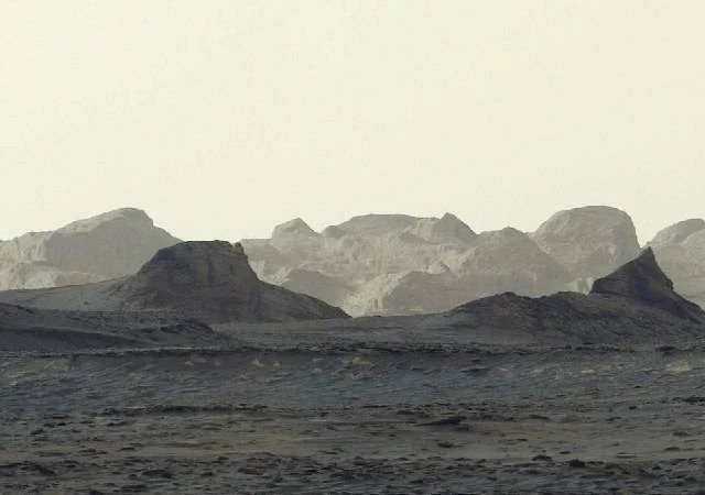 NASA показало снимок рассвета на Марсе, сделанные марсоходом (фото)