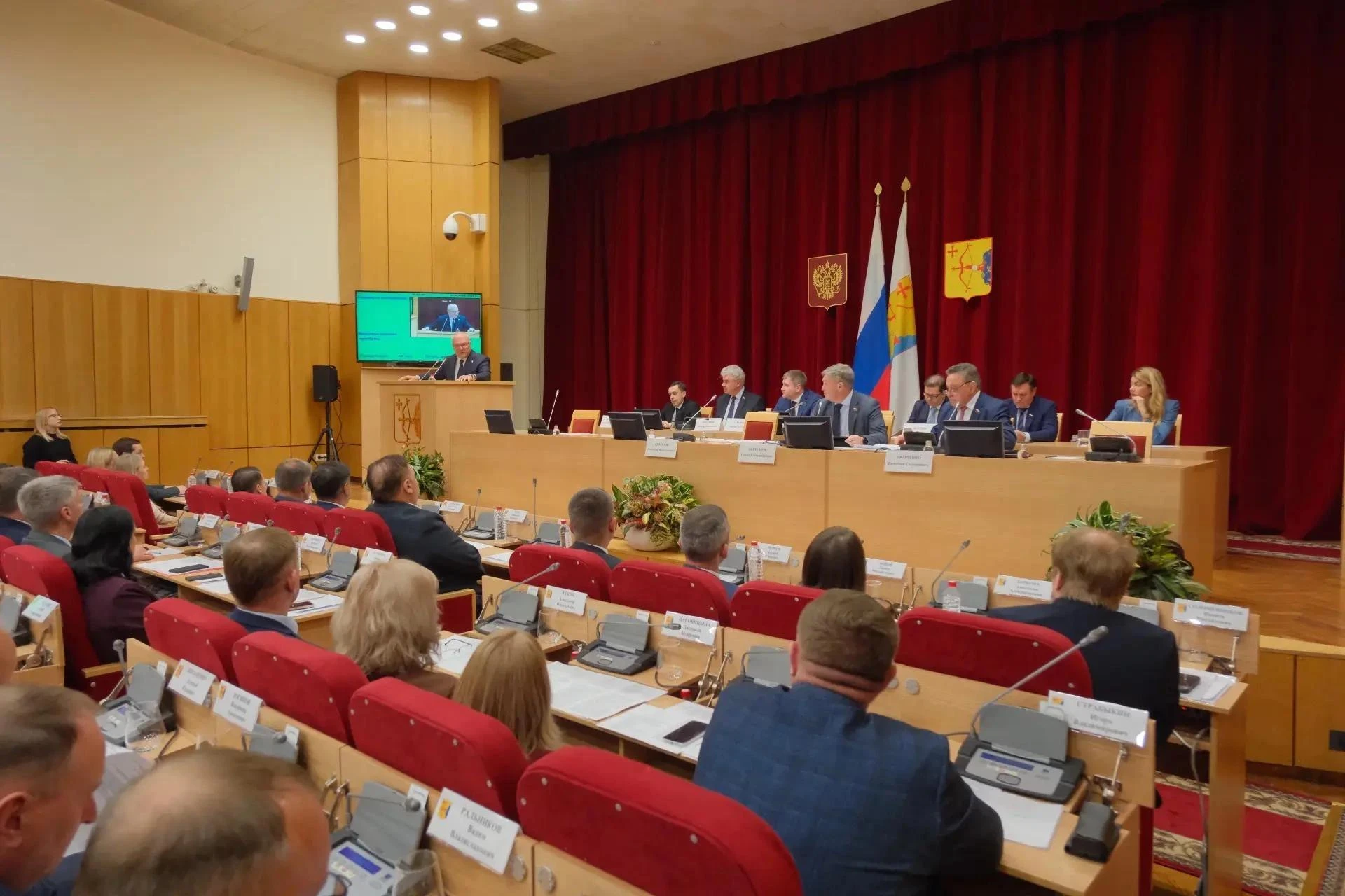 Сегодня начал работу новый созыв Законодательного Собрания Кировской области. Его соста...