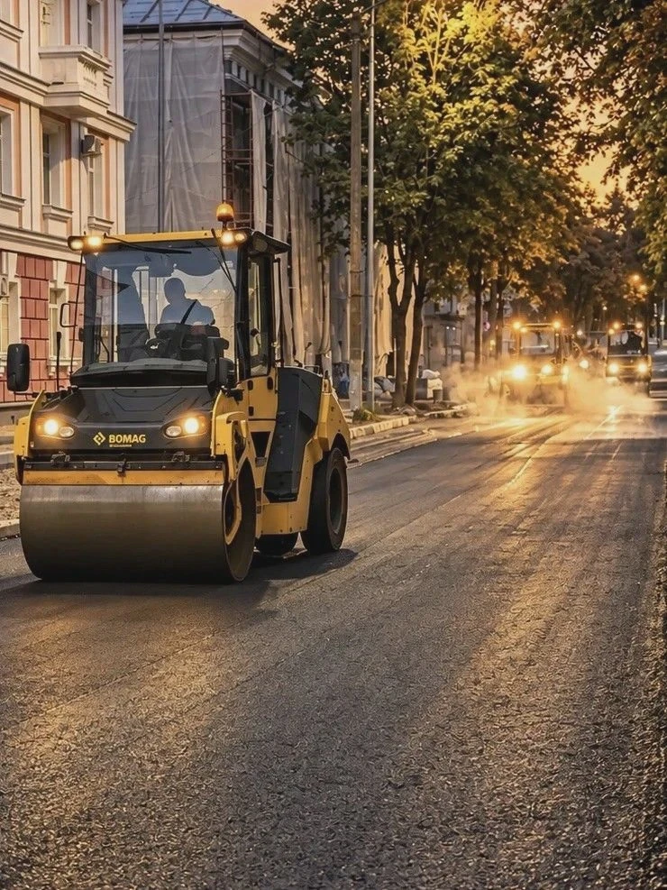На перекрёстке Чичерина и Пухова уложат асфальт