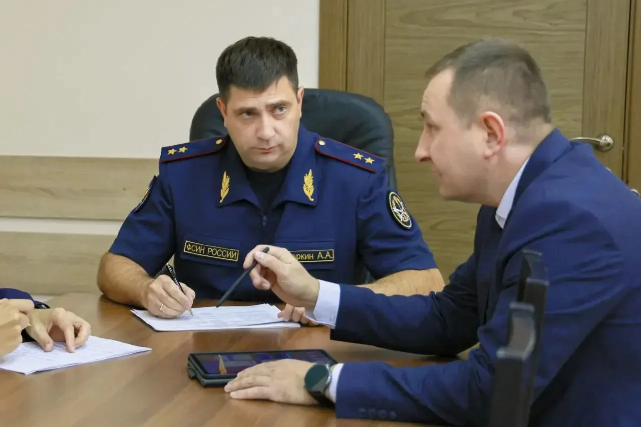 Сегодня продолжили обсуждение мероприятий Дорожной карты по развитию нашего севера с на...