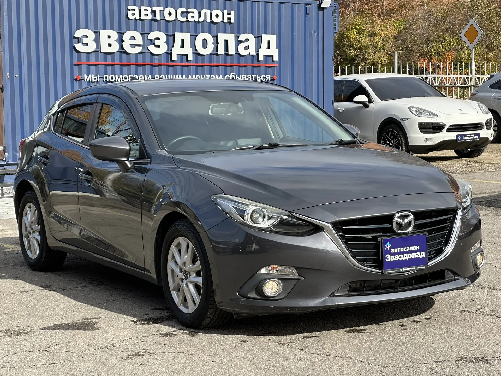 🚘MAZDA AXELA🚘