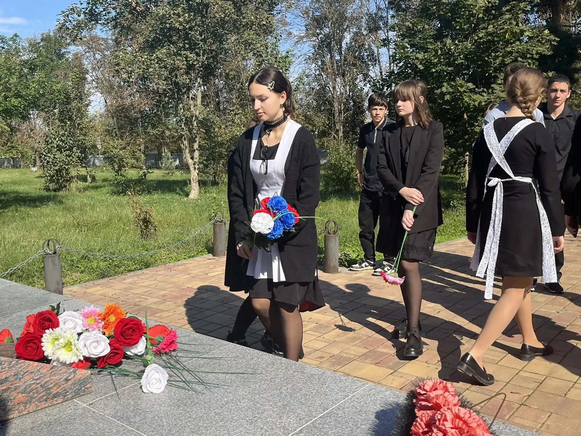 Сегодня, 9 октября, в День разгрома немецко-фашистских войск в битве за Кавказ, ученики...