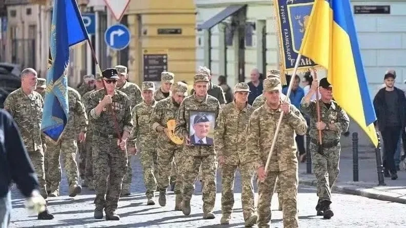 🔴На днях во Львове торжественно похоронили 100-летнего ветерана дивизии СС "Галичина" ...