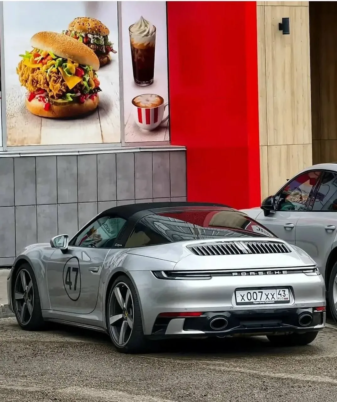 В Кирове засветился Porsche 911 Targa с «шпионским» номером