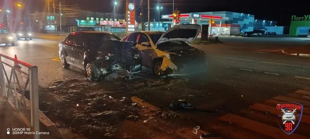 Один из водителей пострадал вчера в результате ДТП произошедшего на улице Красноармейская