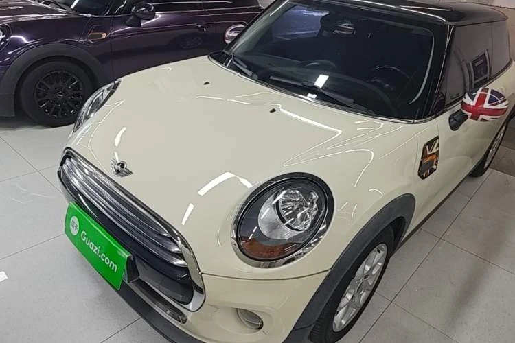 🚗 MINI 2014