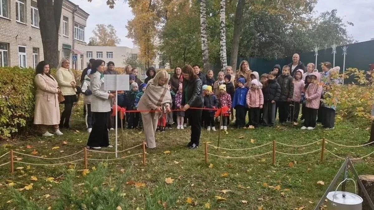 В Клинцах торжественно открыли туристический комплекс «Патриот: тропы родного края». Це...