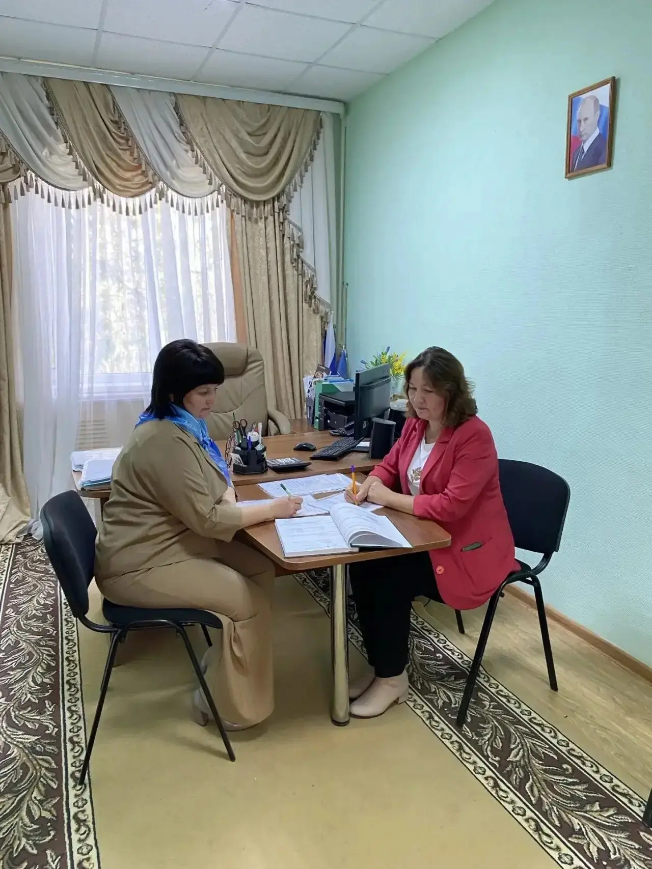 Управление ЗАГС Ростовской области проводит плановую проверку отдела ЗАГС Милютинского ...