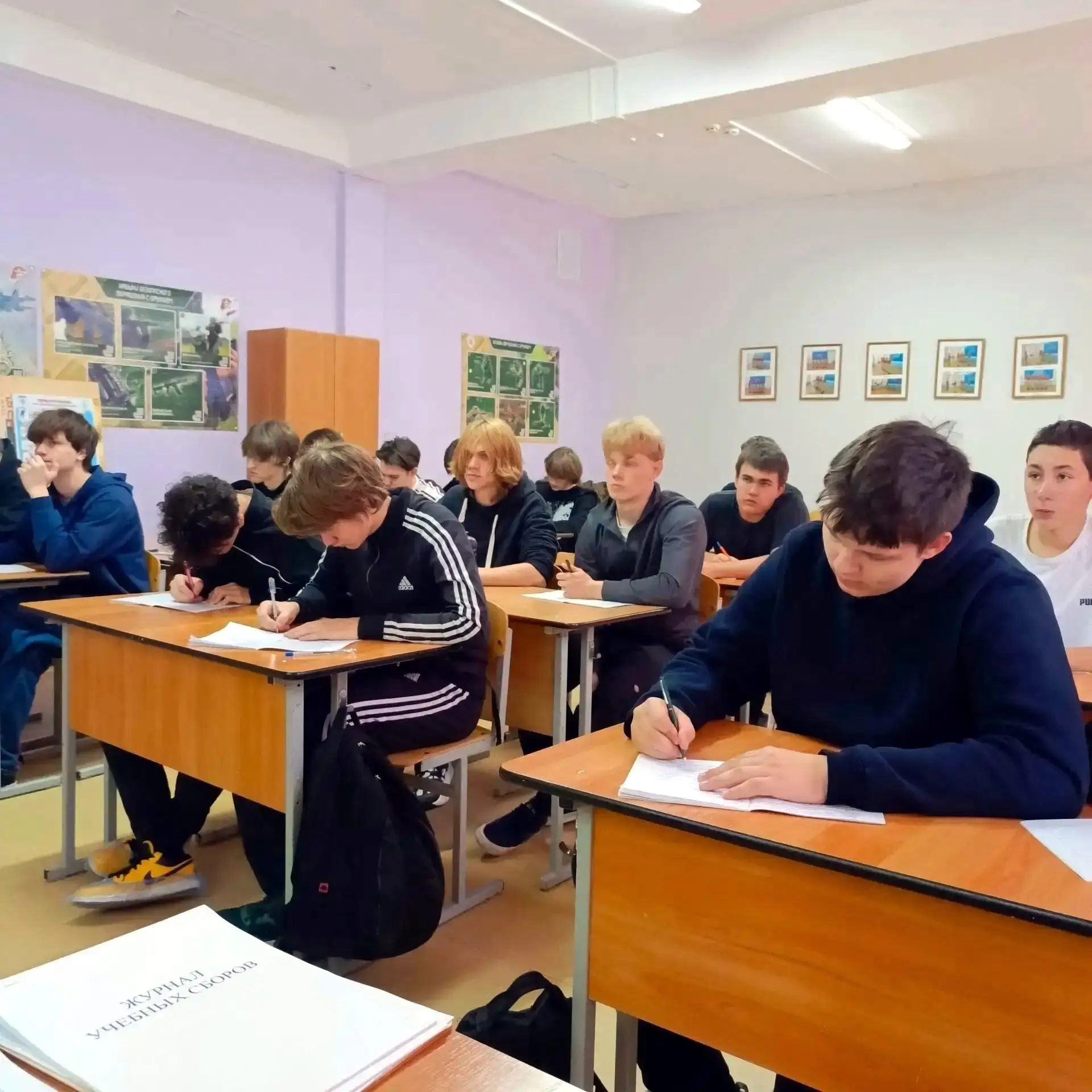 ✅ В УМЦ «АВАНГАРД» МБОУ «СОШ № 90» ЗАТО Северск проходят плановые 5-дневные учебные сбо...