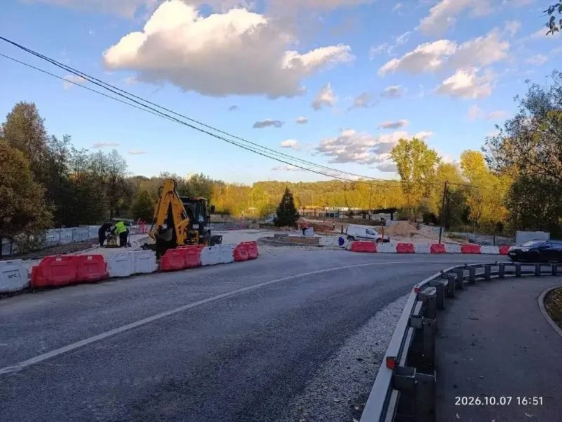 🏗️ В Строгино прокладывают дорогу к очистным сооружениям