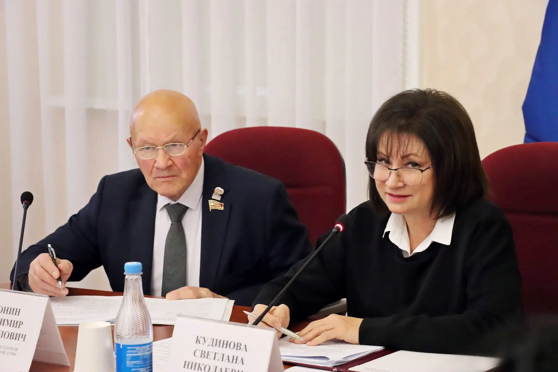 ❤️‍🩹🏥Важные социально значимые инициативы – на повестке комитета по вопросам социальн...