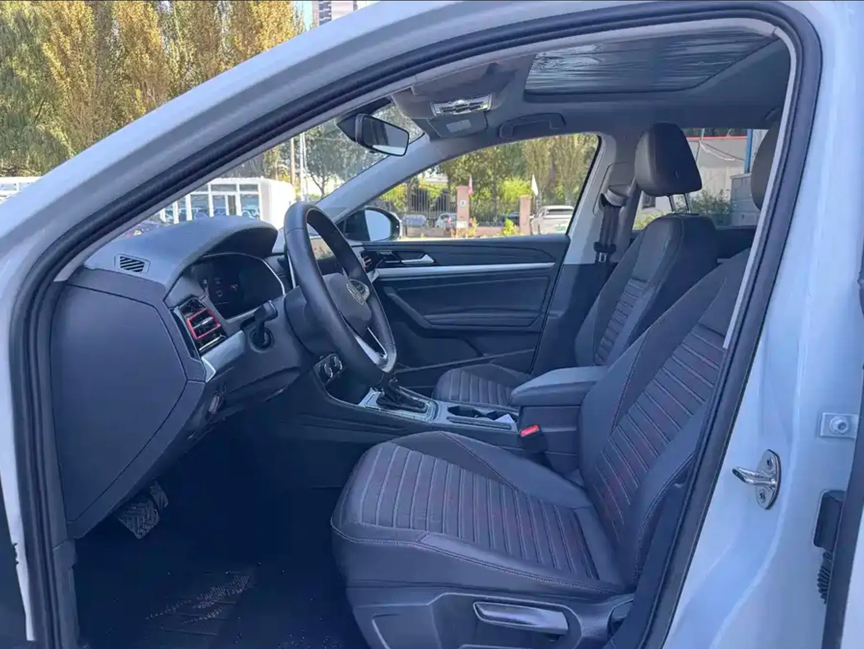 2023 VOLKSWAGEN LAVIDA 280TSI DSG
