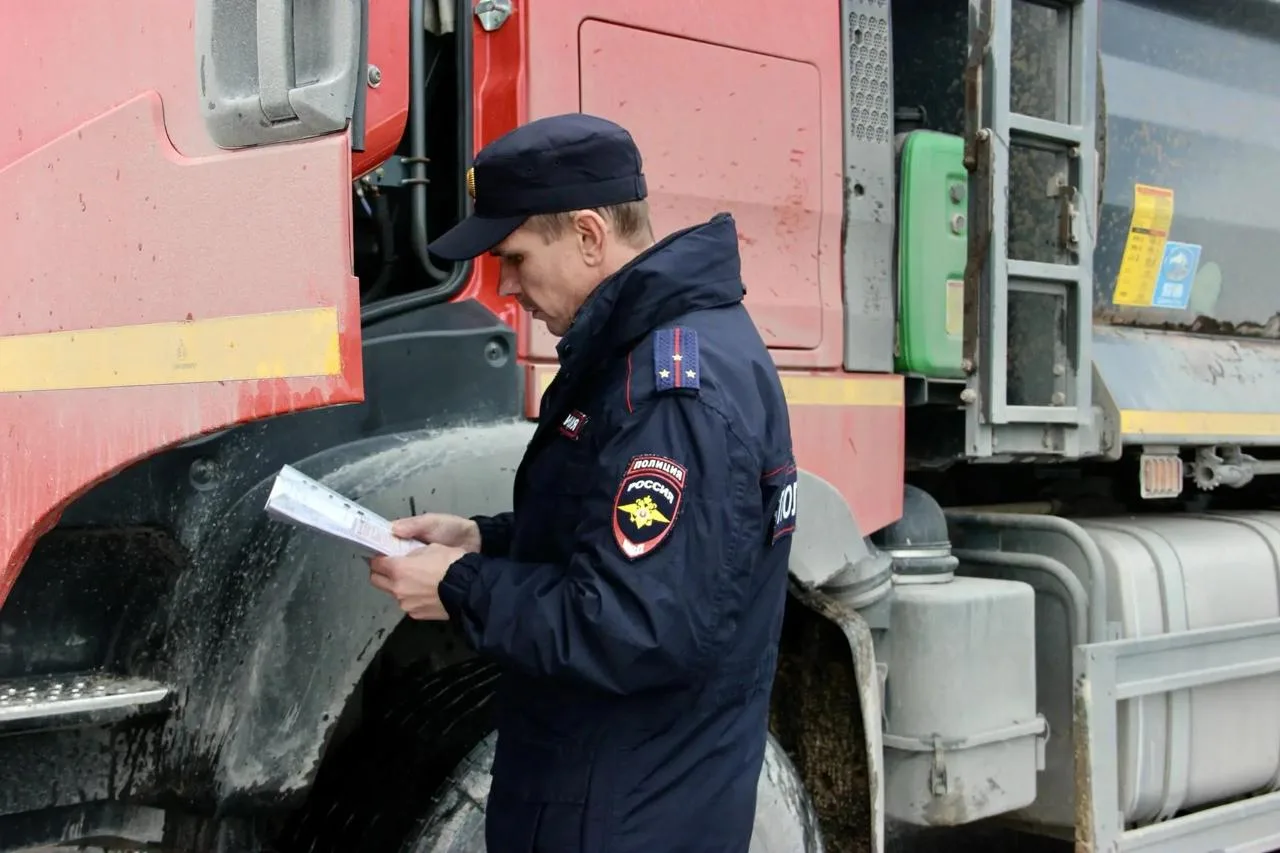 🚨 В Псковской области усилили проверки грузовиков из-за роста аварийности