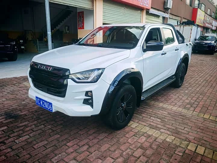 🇨🇳 Isuzu D-Max