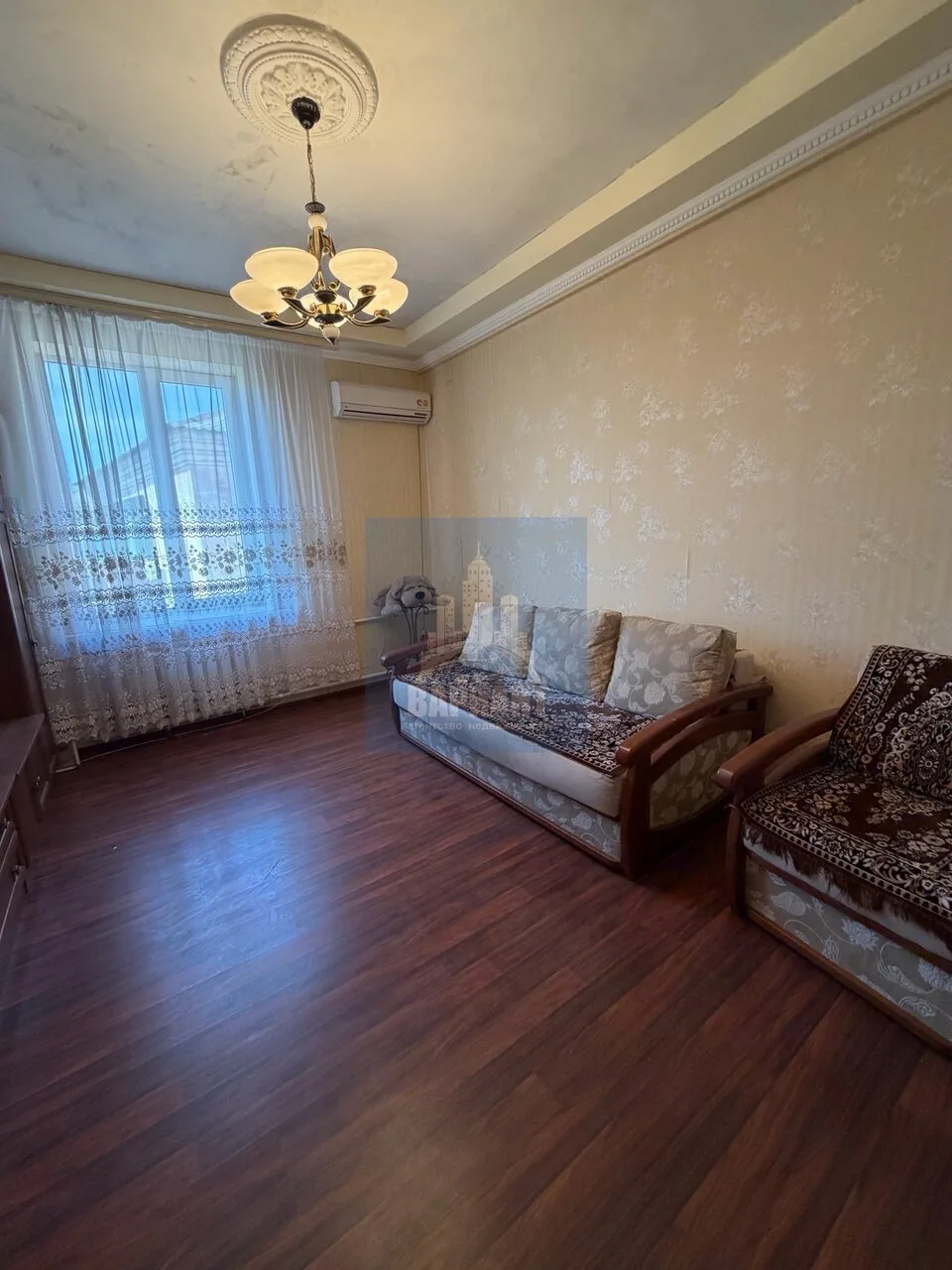 Продам 2-комнатную квартиру, 52,48 м², 4/4 эт. в Макеевке, ул. Ленина
