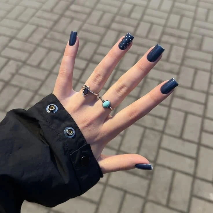 𝖇 𝖑 𝖚 𝖊