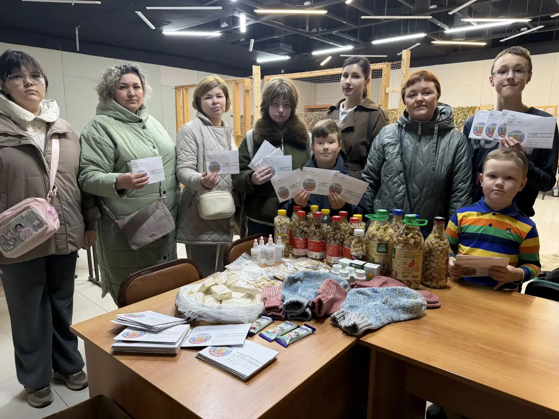 🇷🇺 "Будем помогать столько, сколько нужно!" - так решили участники волонтёрского отря...