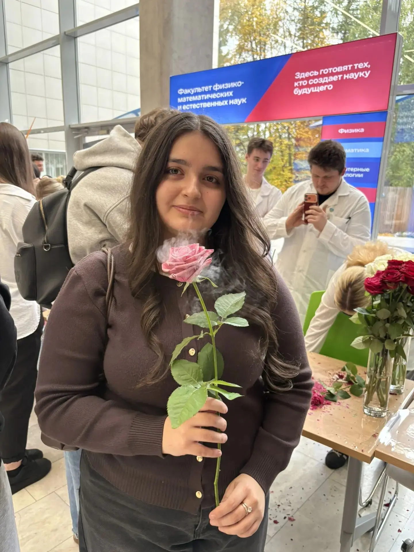 Визитная карточка химиков — заморозка розы 🌹