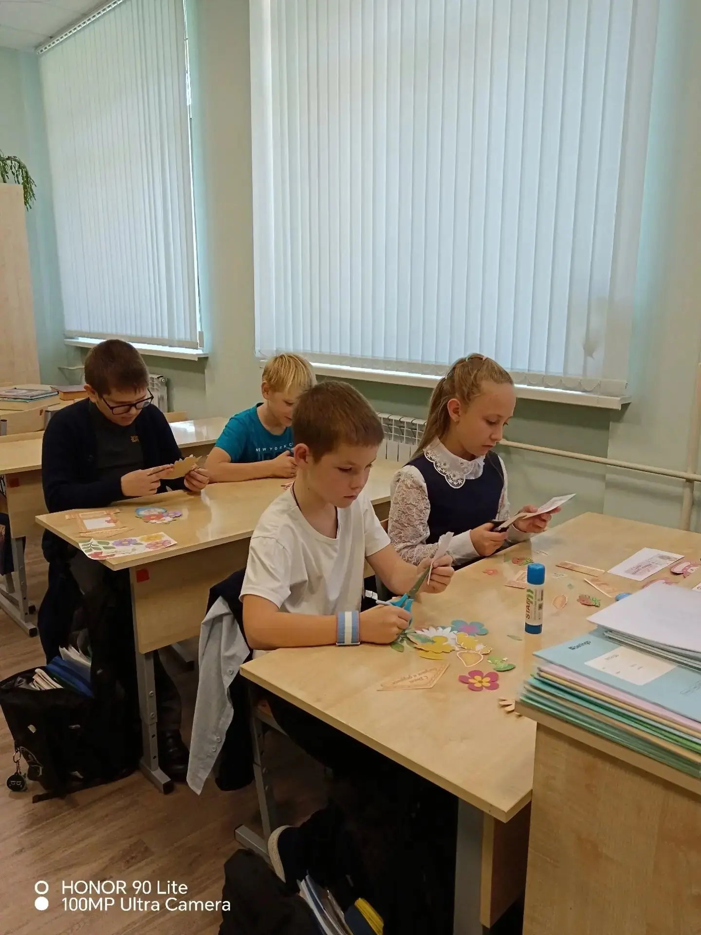 🍂 Тепло из детских рук — ко Дню пожилого человека