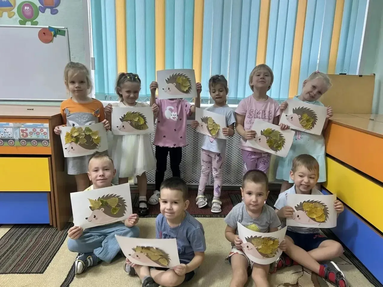 🍂 Сегодня наши маленькие творцы из группы «Подсолнухи» работали с природными материала...