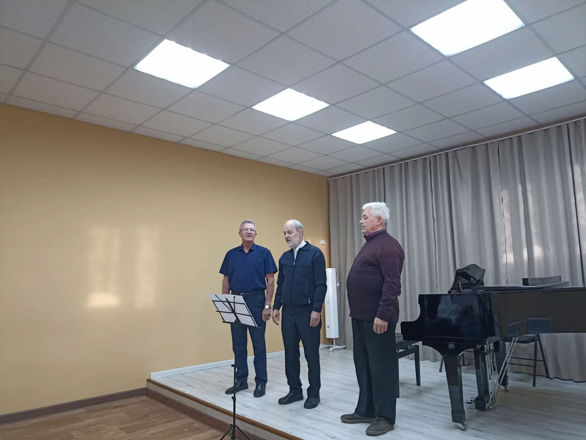 💫Музыка живёт в сердце: в Чаплыгинской ДШИ прошёл концерт в честь Международного дня м...