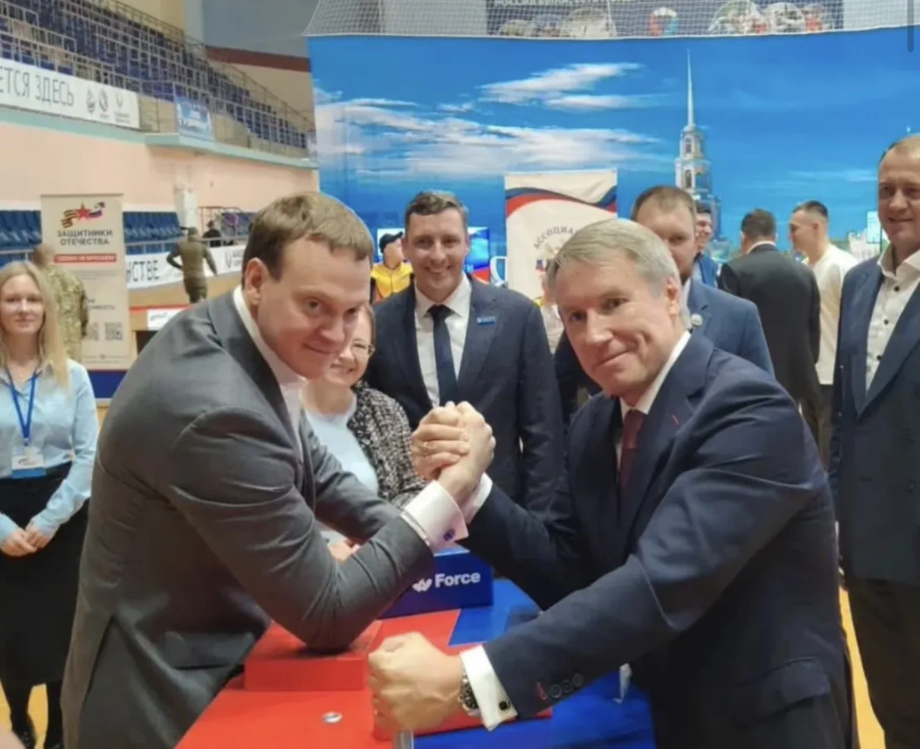 Губернатор Рязанской области Павел Малков и президент Федерации армрестлинга России Але...