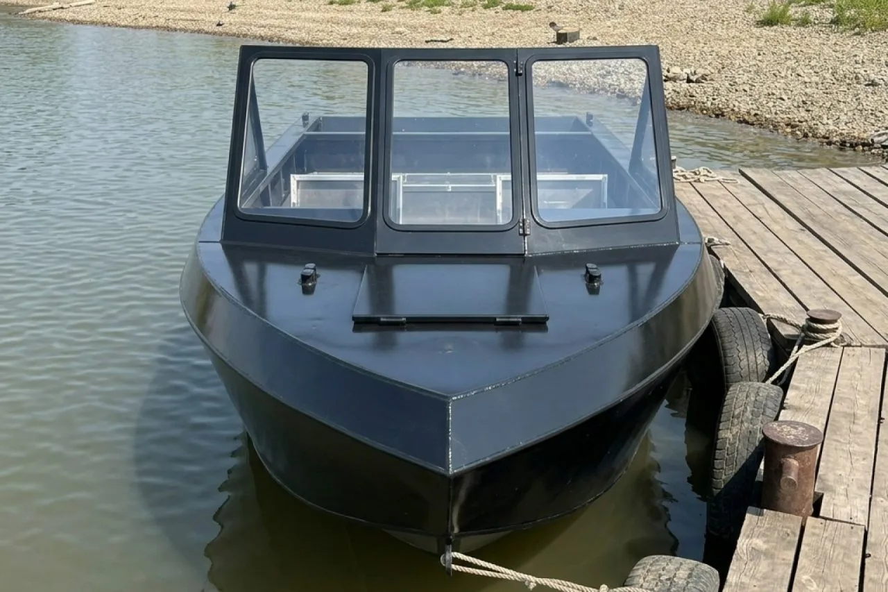 Джет багги (Jet Buggy)520 — вариант для тех, кто ищет моторную лодку с жёстким корпусом...
