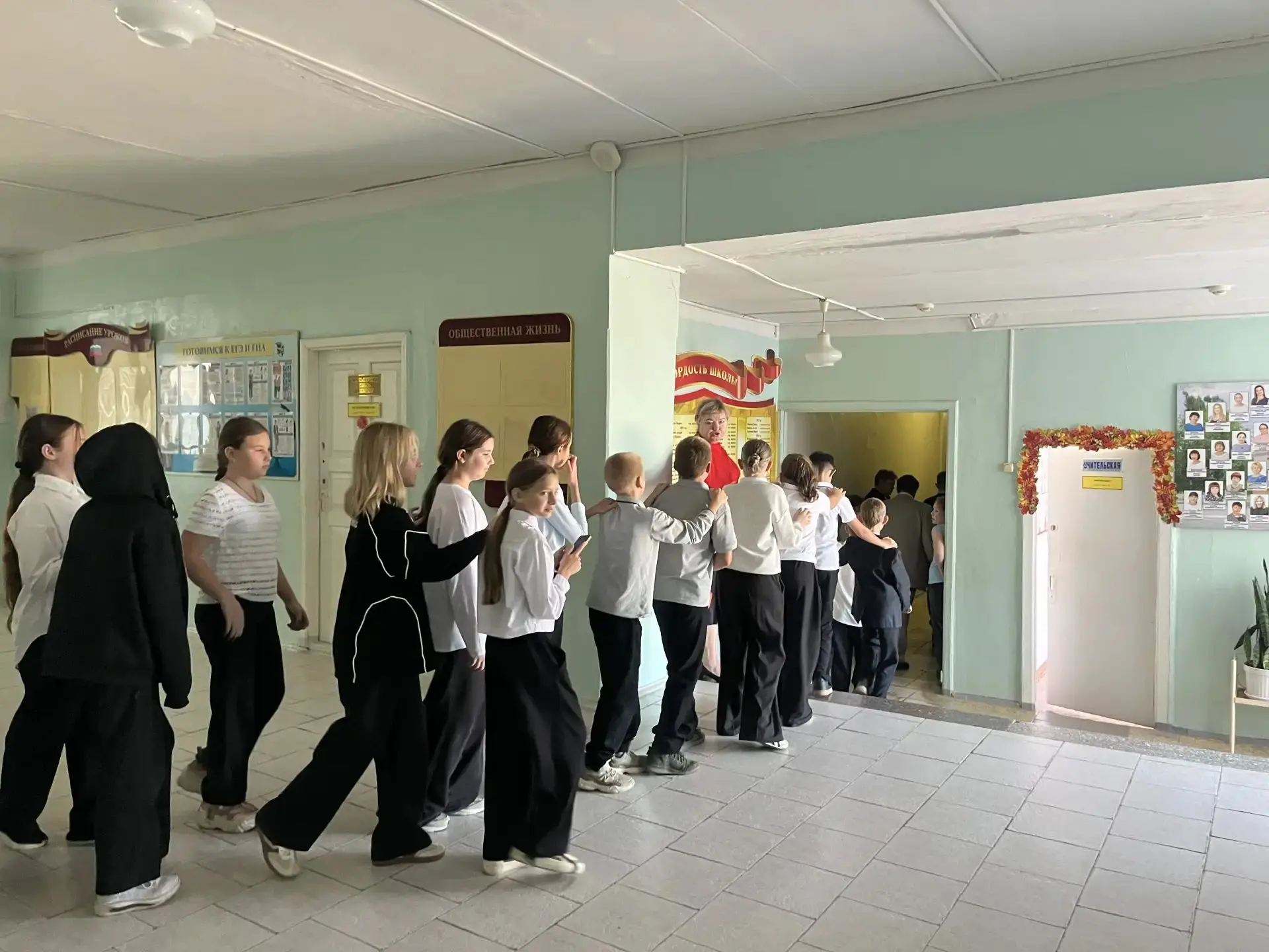 🔔 Вчера, 7 октября в нашей школе прошли важные учения ко Дню гражданской обороны Росси...