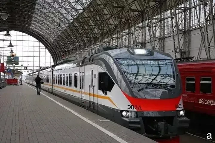На вокзале.