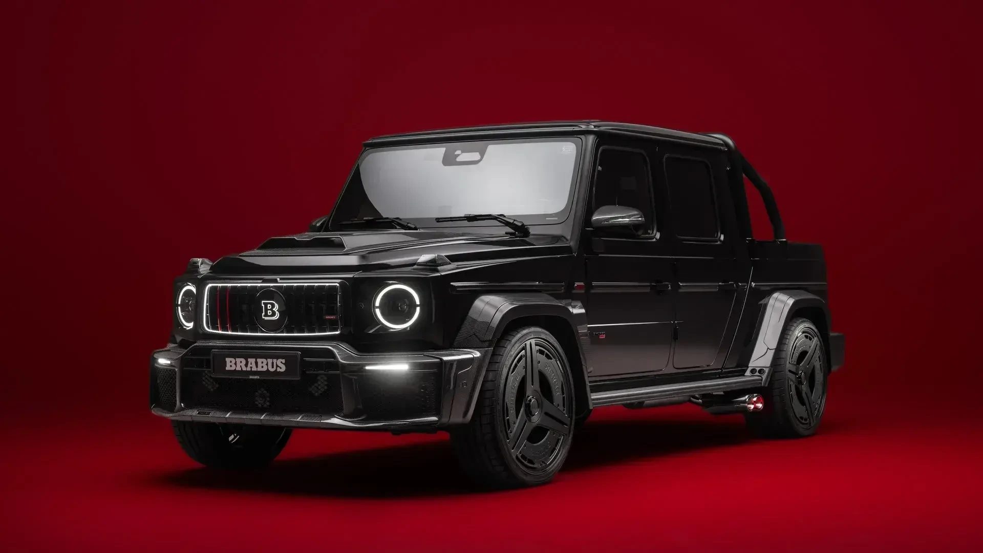 Brabus создал 900-сильный пикап на базе нового G 63: тираж — 10 штук