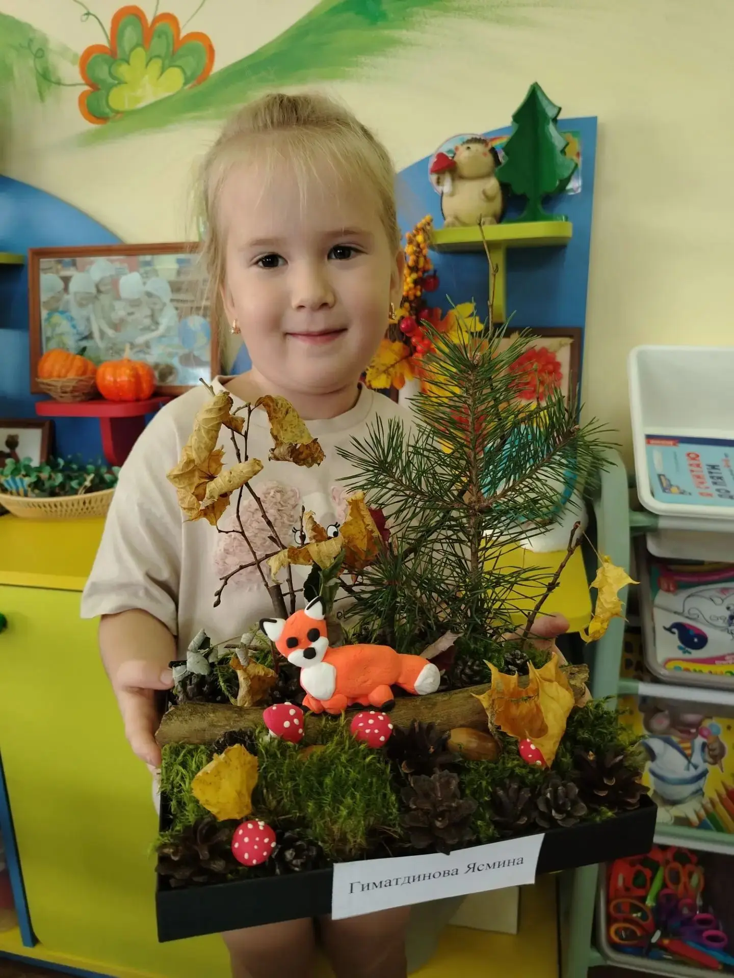🍂Октябрь - месяц творчества и мастерства. В средней группе кипит работа. Маленькие мас...