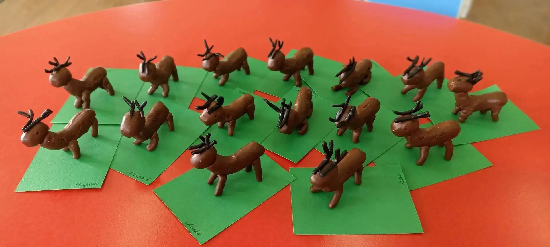 🦌 В группе «Солнышко» продолжает работу этно-мастерская, и сегодня мы отправились в ви...