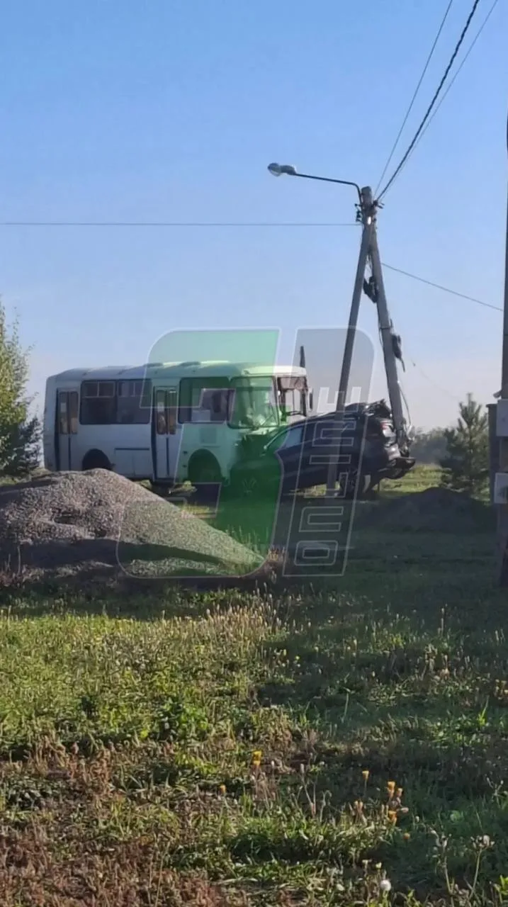 Вчера в Стрелецком Белгородского округа произошло жёсткое ДТП с автобусом