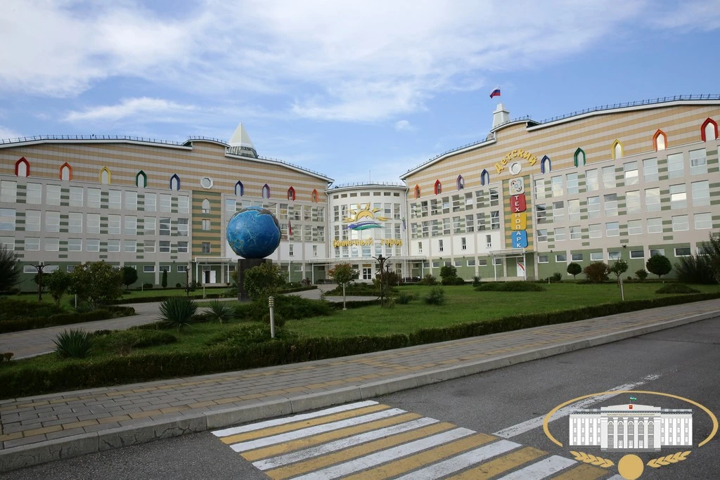 Другой точкой маршрута стала Детская академия творчества "Солнечный город" Министерства...