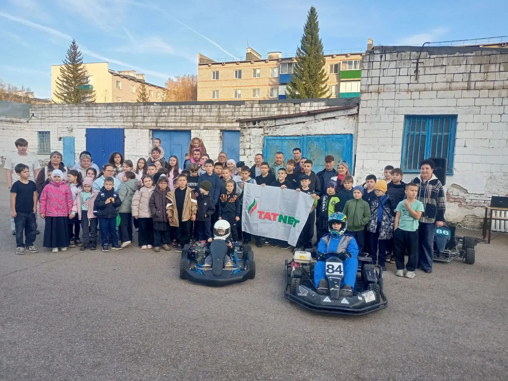 🏁 Картинг для юных и отважных: первый шаг в автоспорт