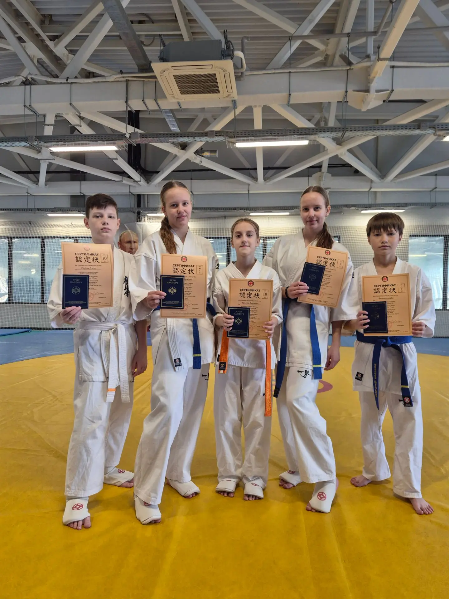 🥋 Сегодня на тренировке ещё вручили документы, подтверждающие кю.💪